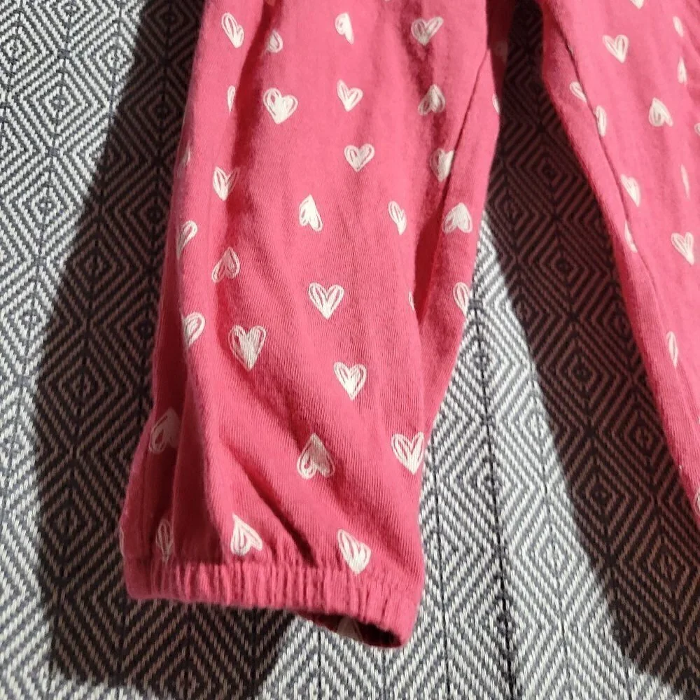 Old Navy Girl's Red Romper Decorated With White Hearts Covering It Size 3T